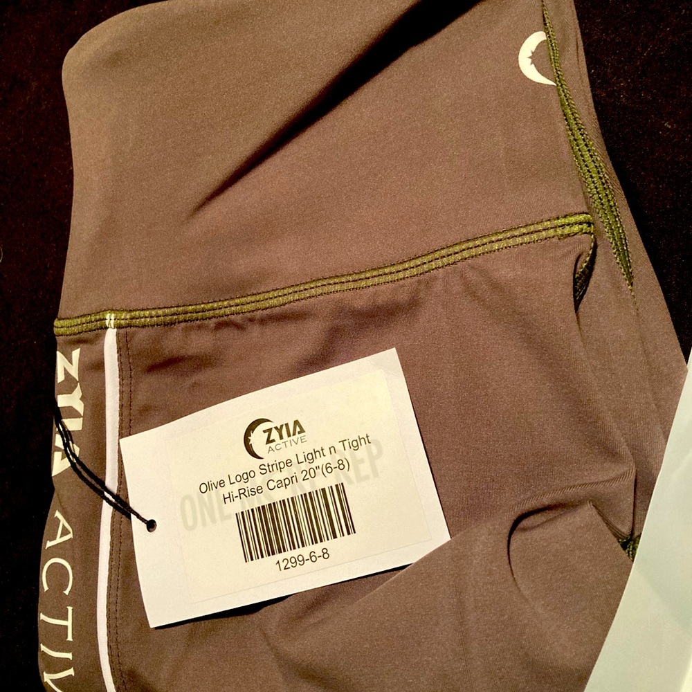 Zyia olive logo light and tight capris BNIB sz 6-8